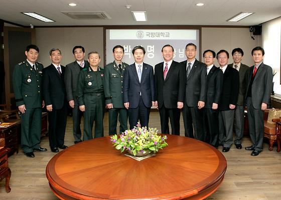 국방대학교 박창명 총장 일행 접견